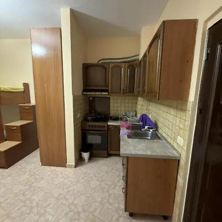 Apartamento Comfort Golem (Tirana)